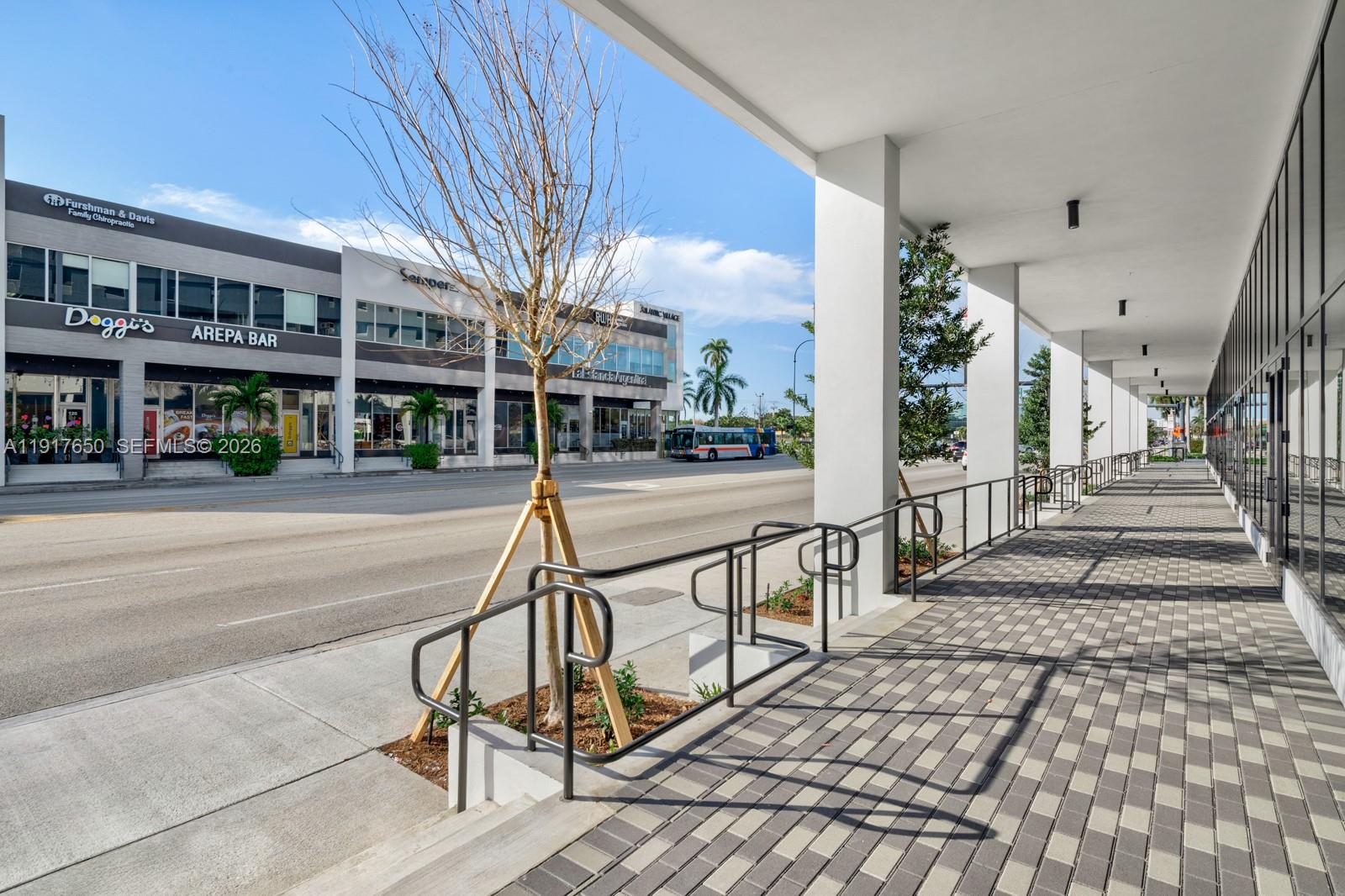 800 N Federal Highway