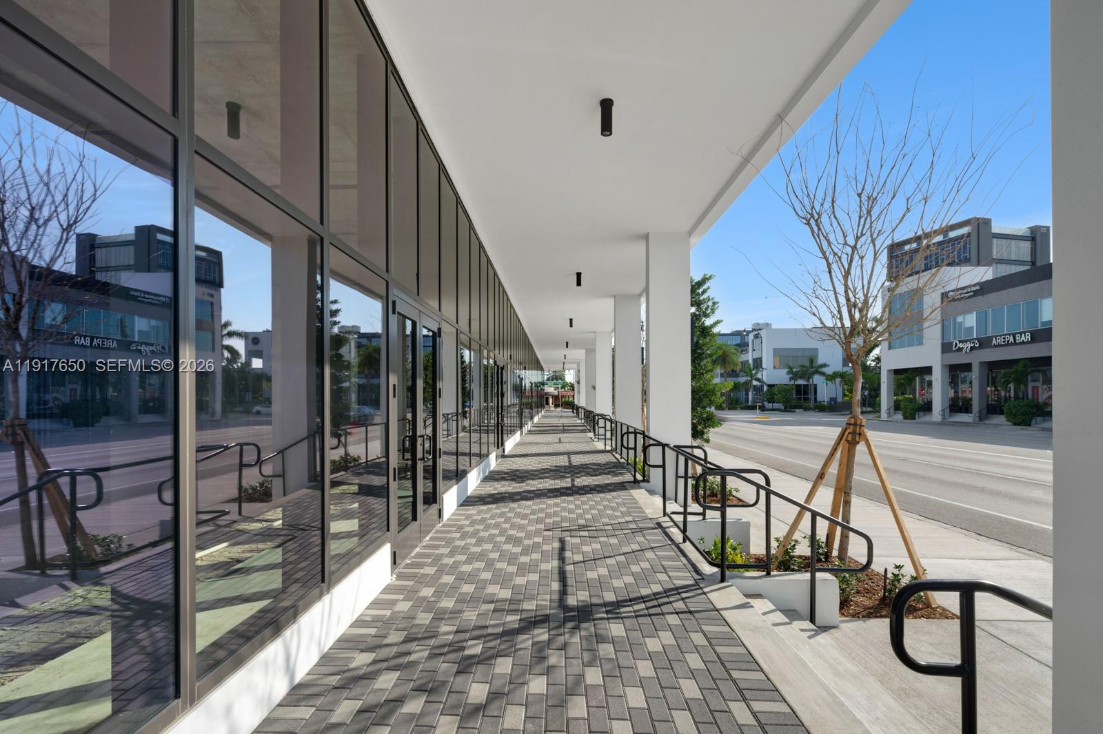800 N Federal Highway