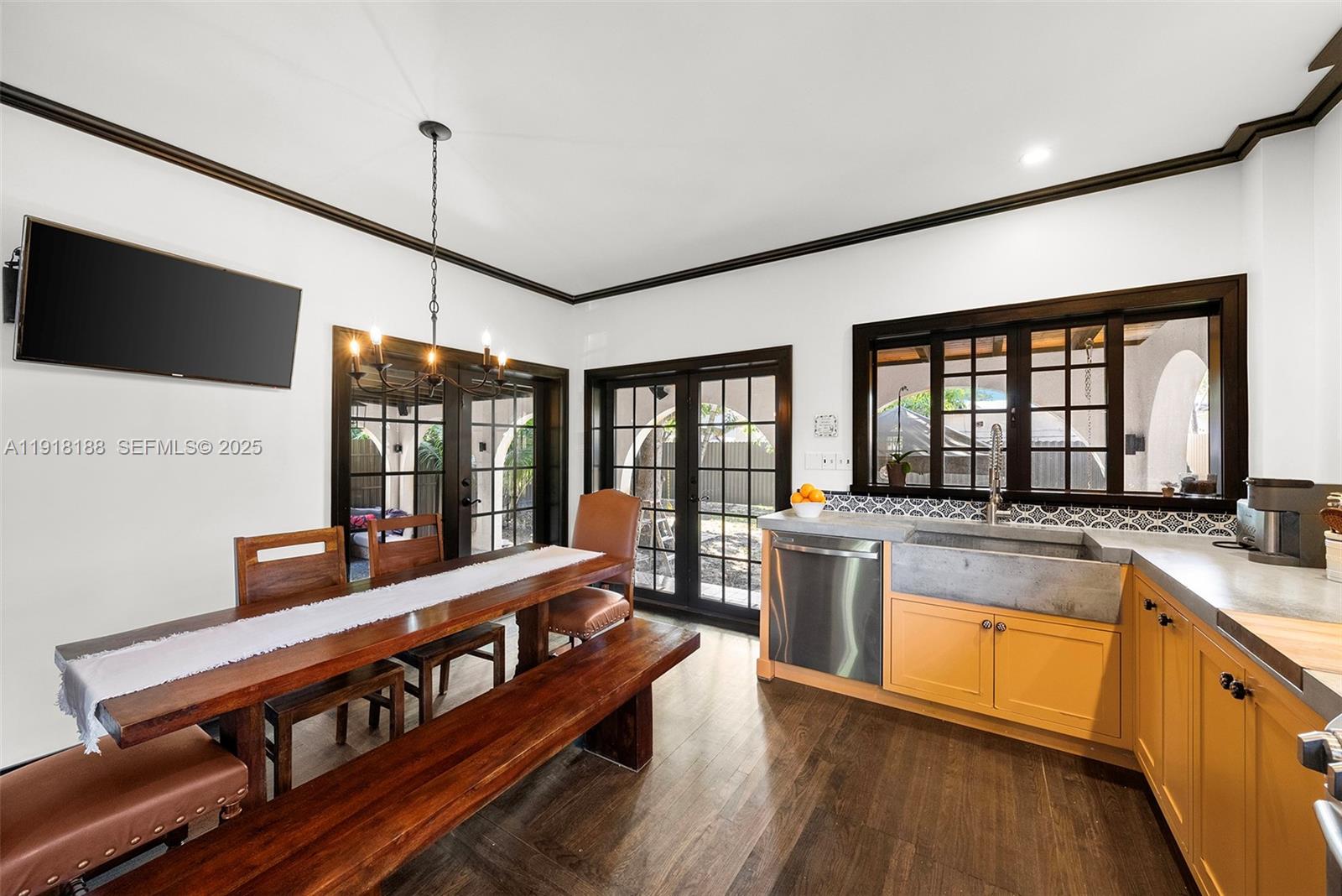 1650 SW 16th Street