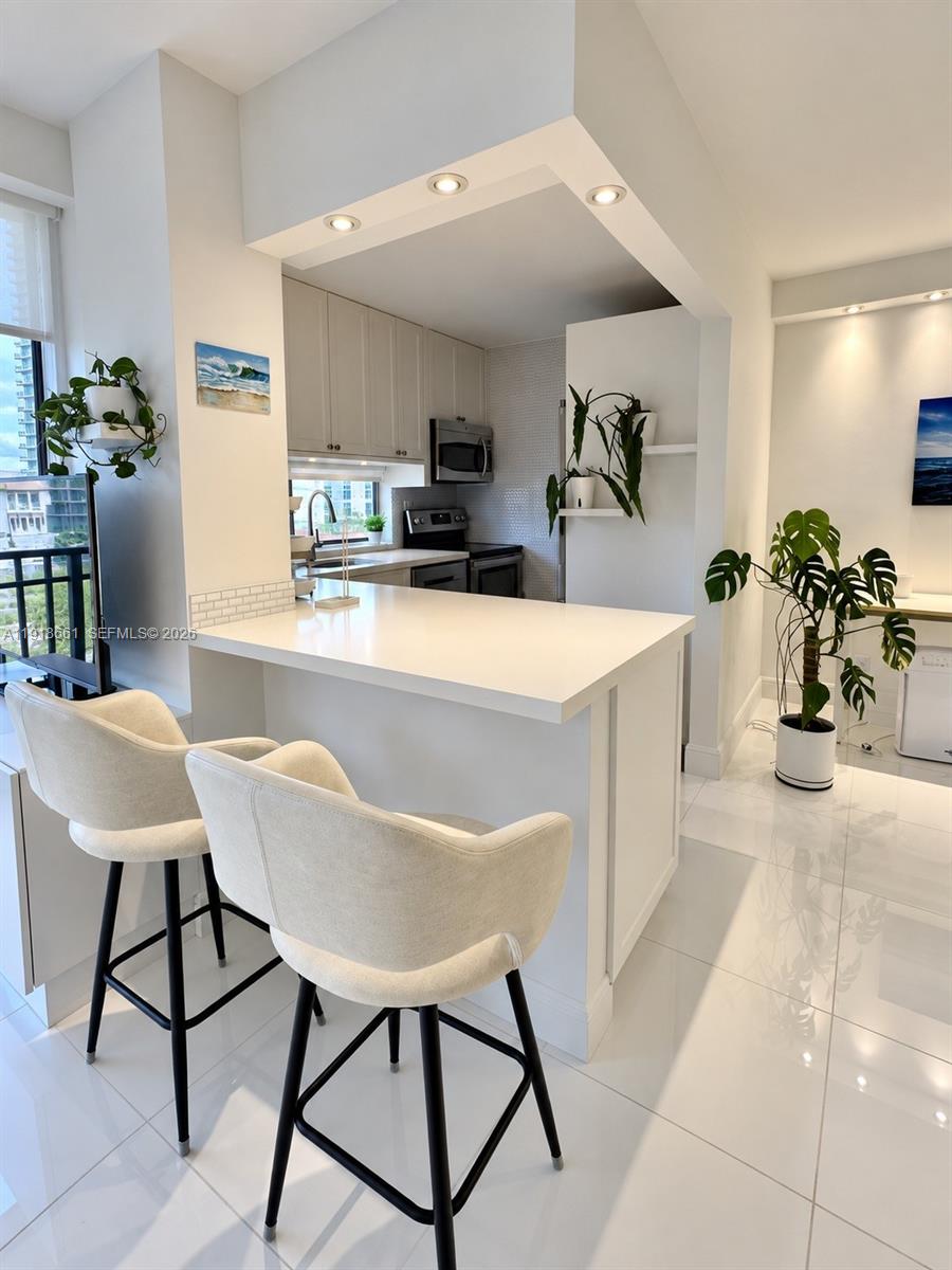 16909 N Bay Road