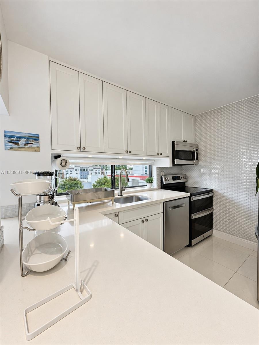 16909 N Bay Road