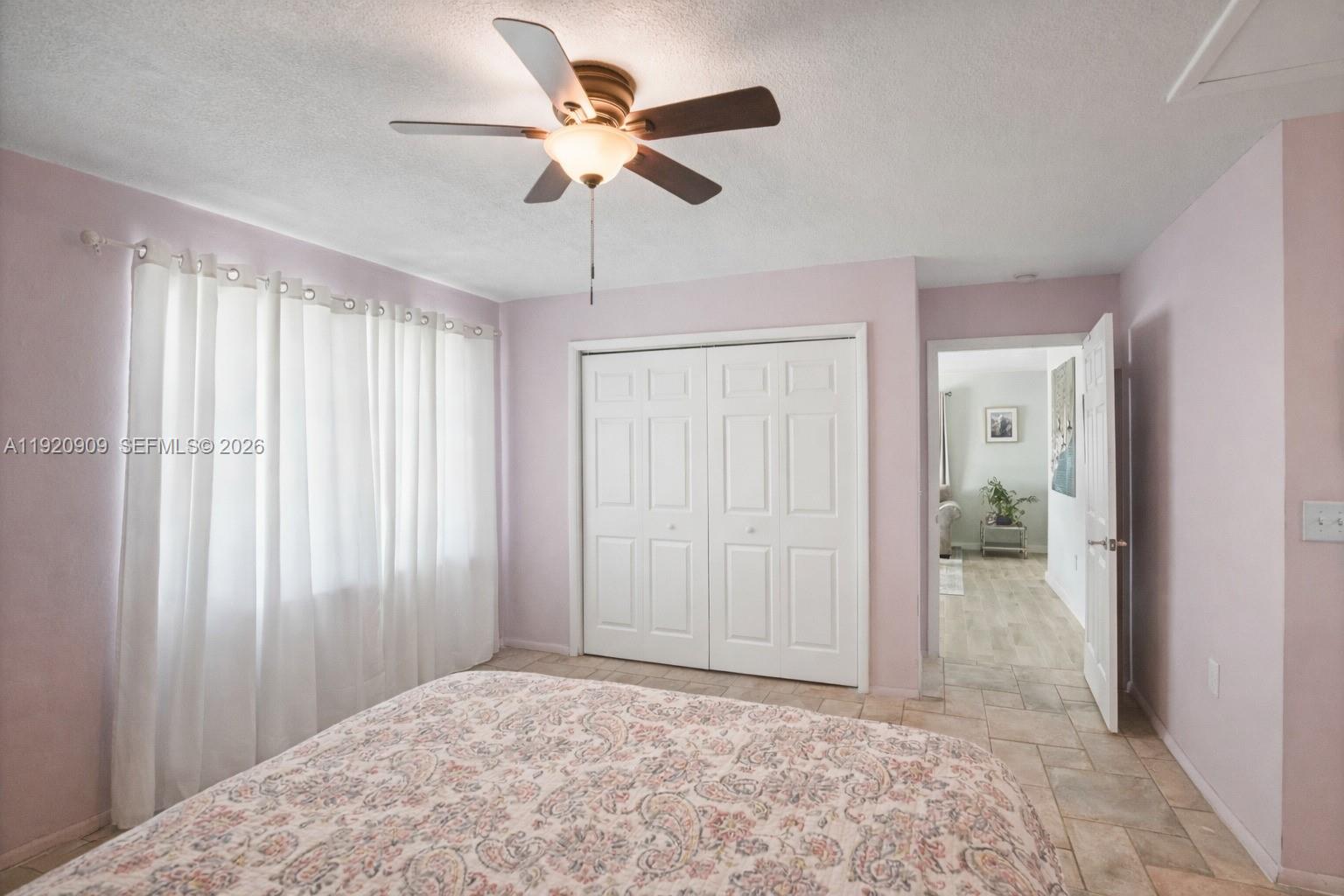 142 NW 10th Court gallery image #18