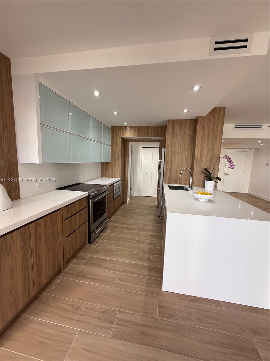20191 E Country Club Drive