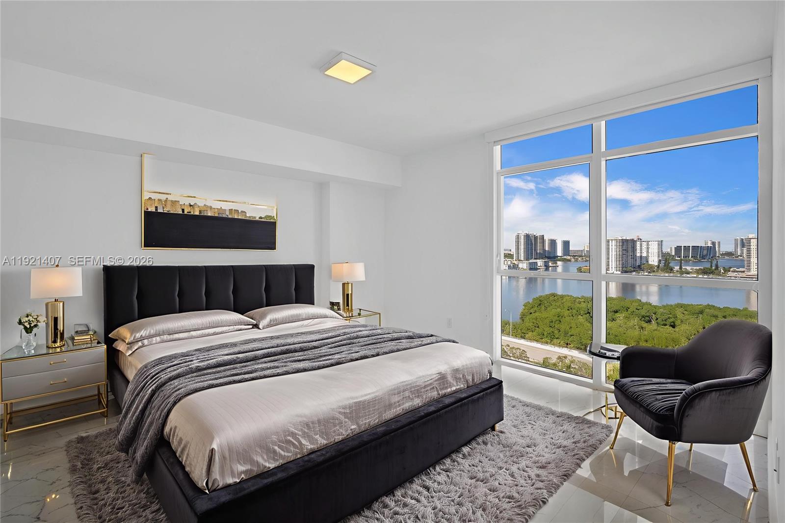 400 Sunny Isles Boulevard
