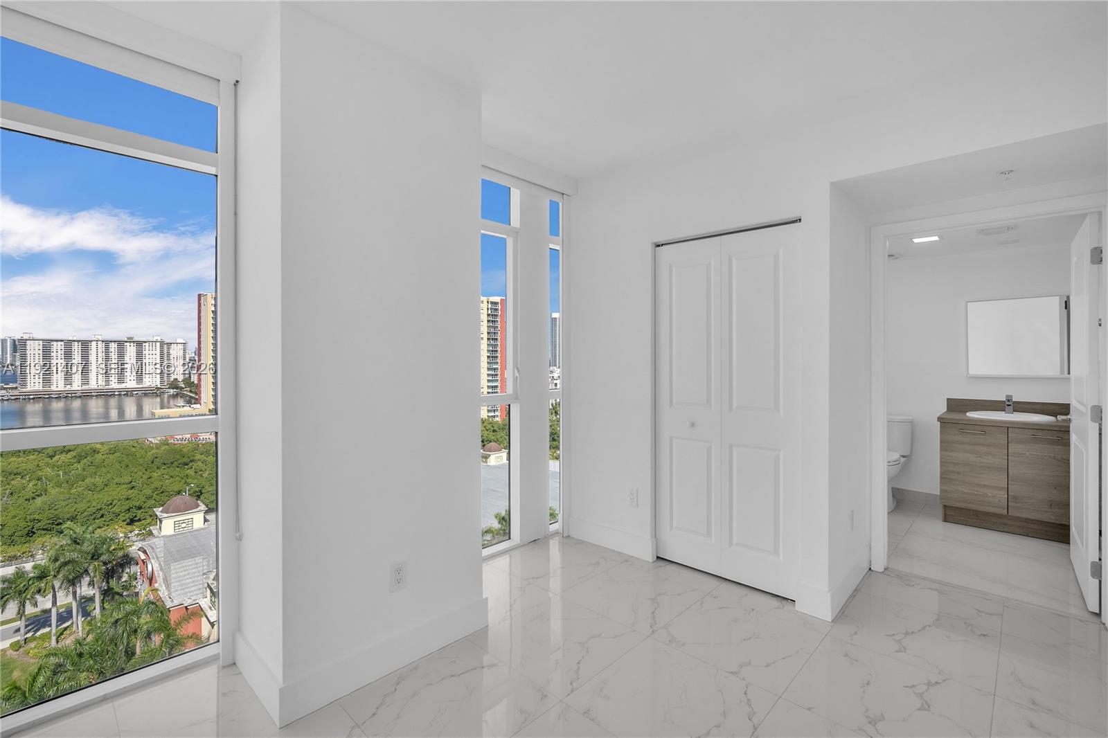 400 Sunny Isles Boulevard