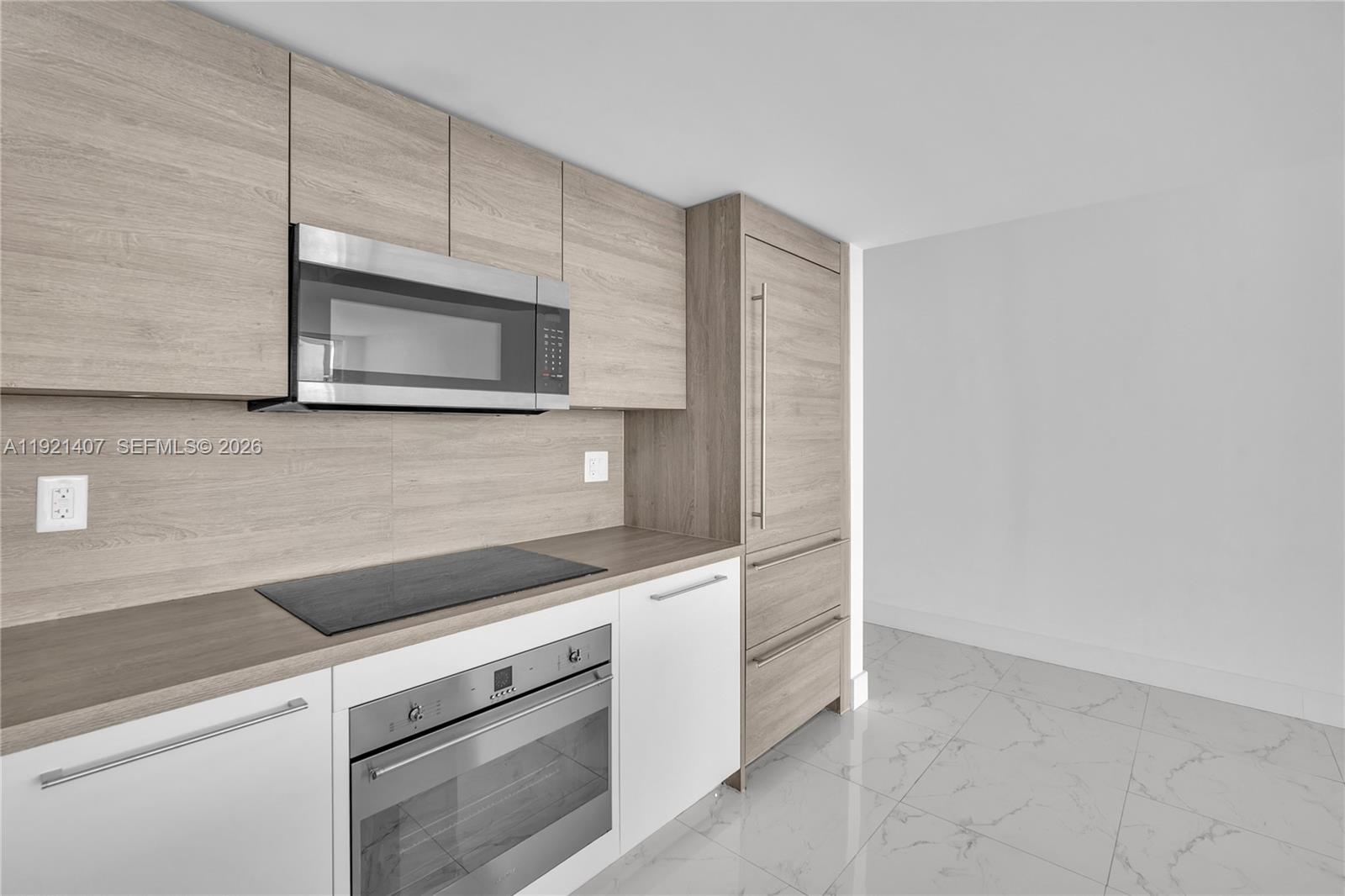 400 Sunny Isles Boulevard