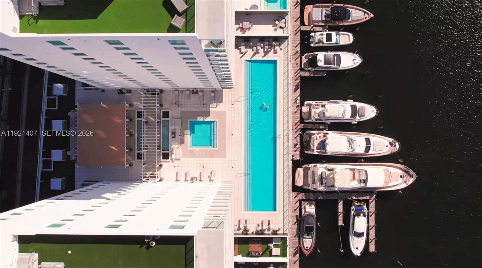 400 Sunny Isles Boulevard