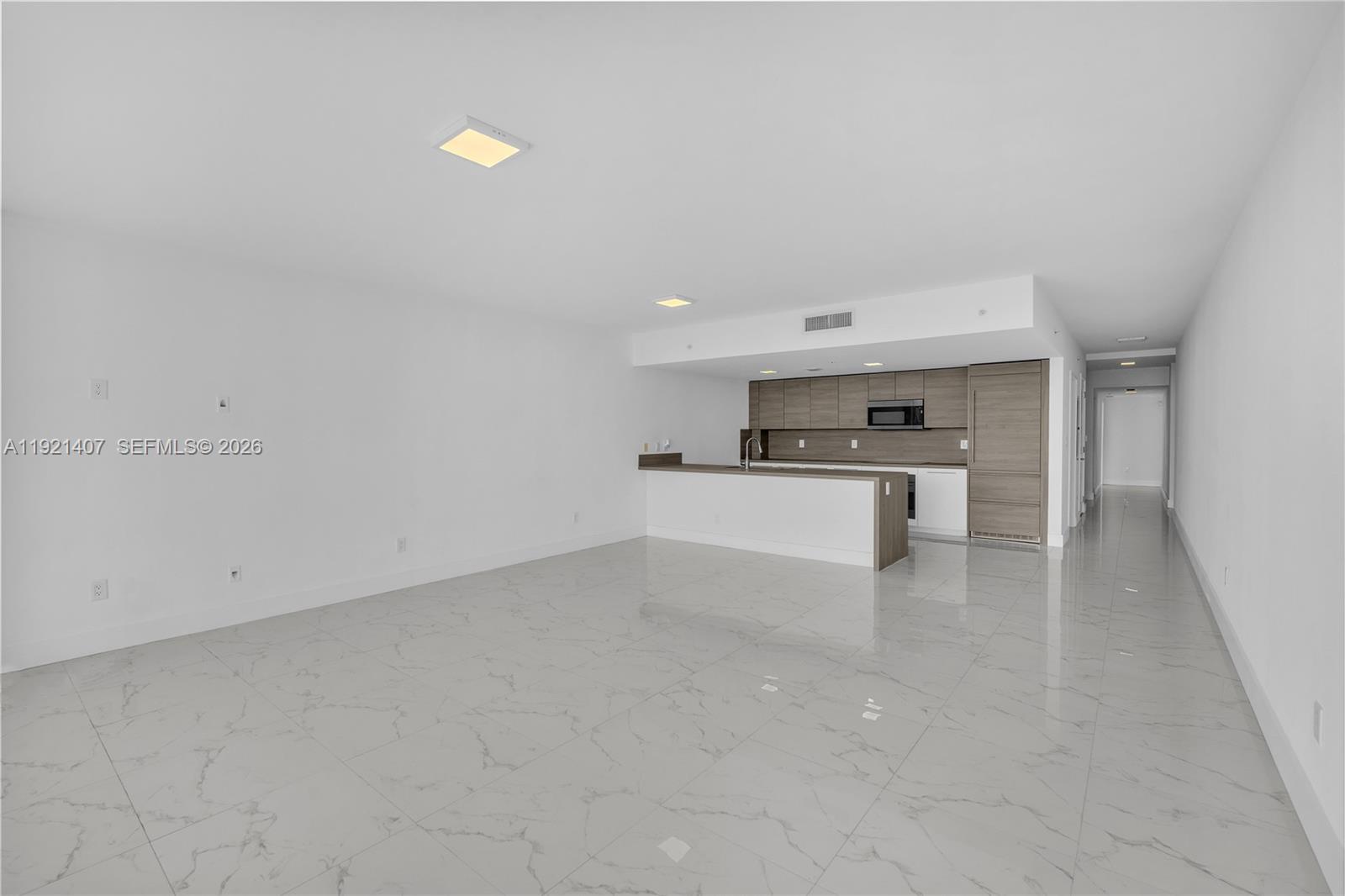 400 Sunny Isles Boulevard