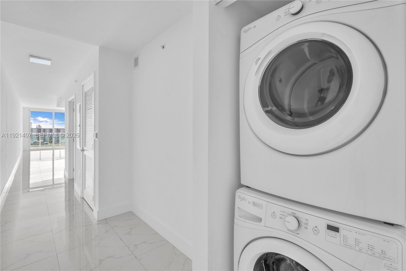 400 Sunny Isles Boulevard