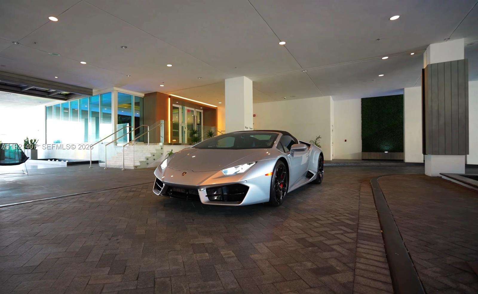 400 Sunny Isles Boulevard