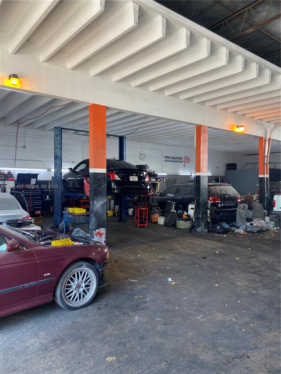 2300 NW 17th Street