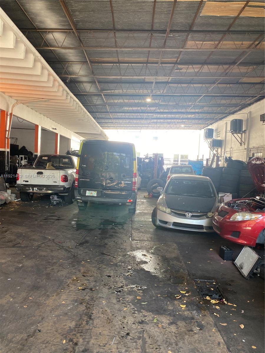 2300 NW 17th Street
