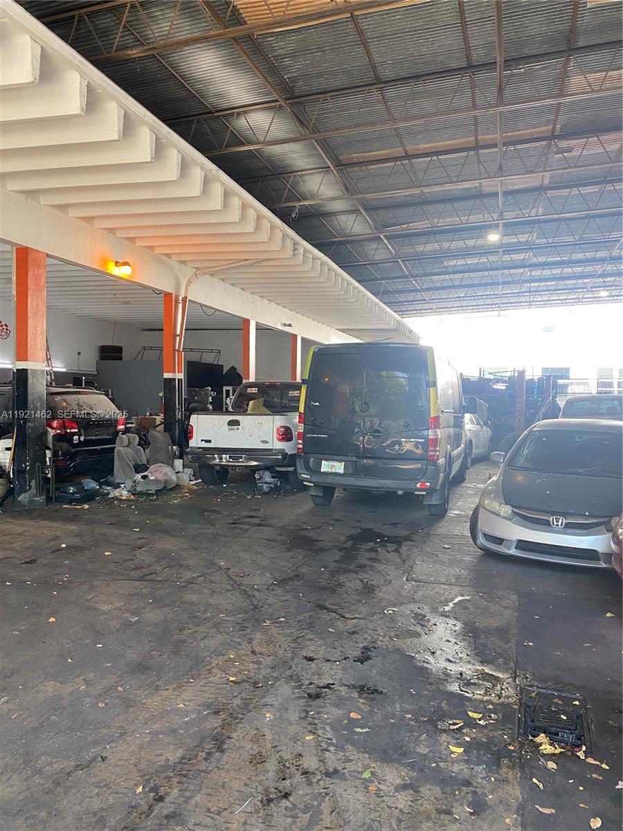 2300 NW 17th Street
