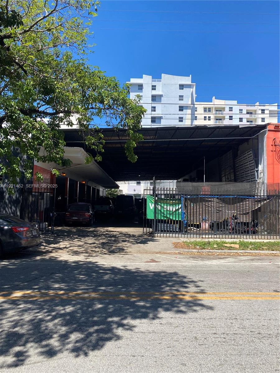 2300 NW 17th Street
