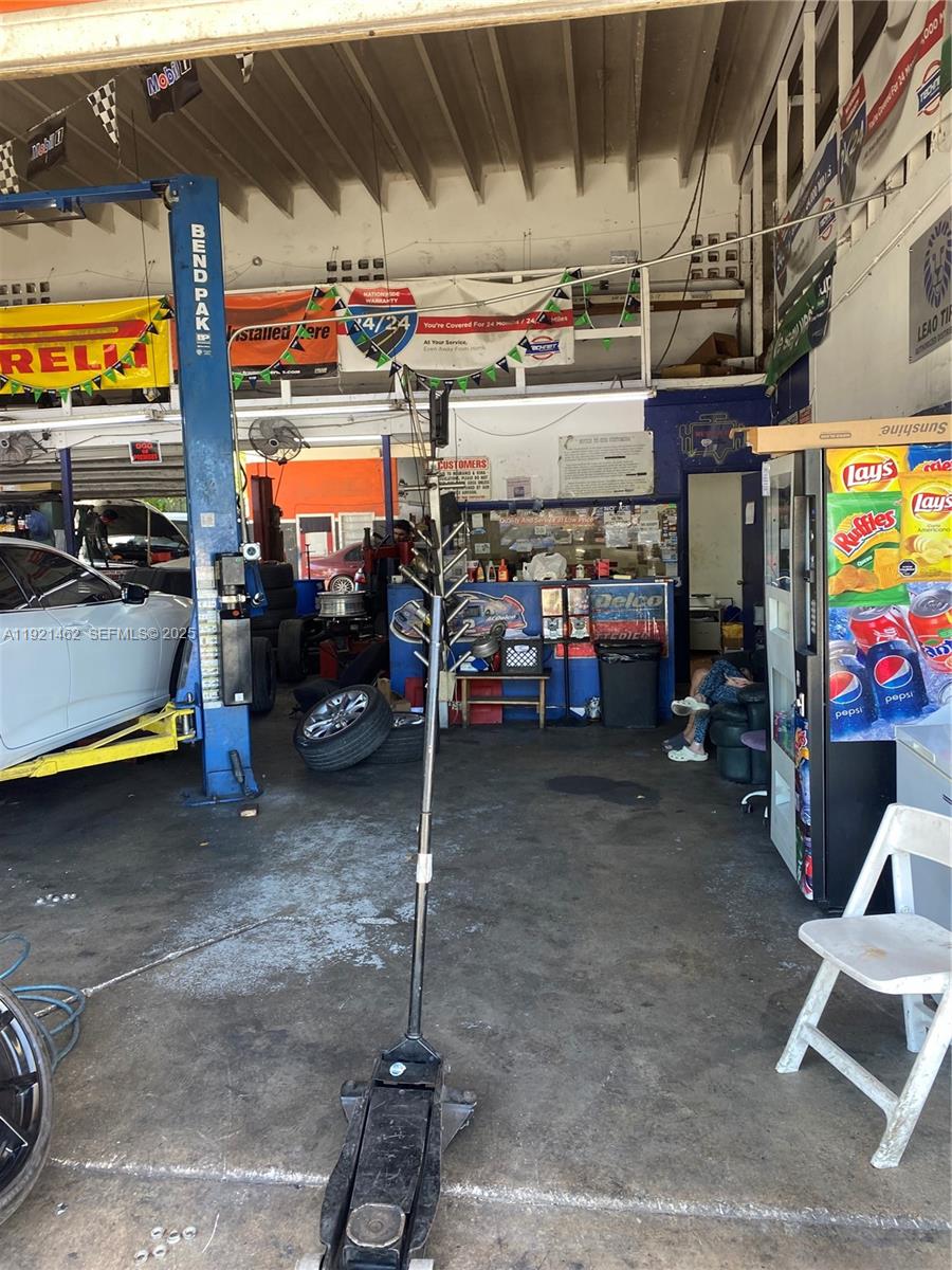 2300 NW 17th Street