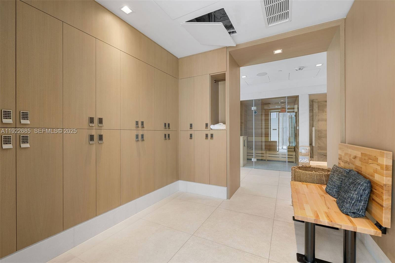 700 NE 26 Terrace