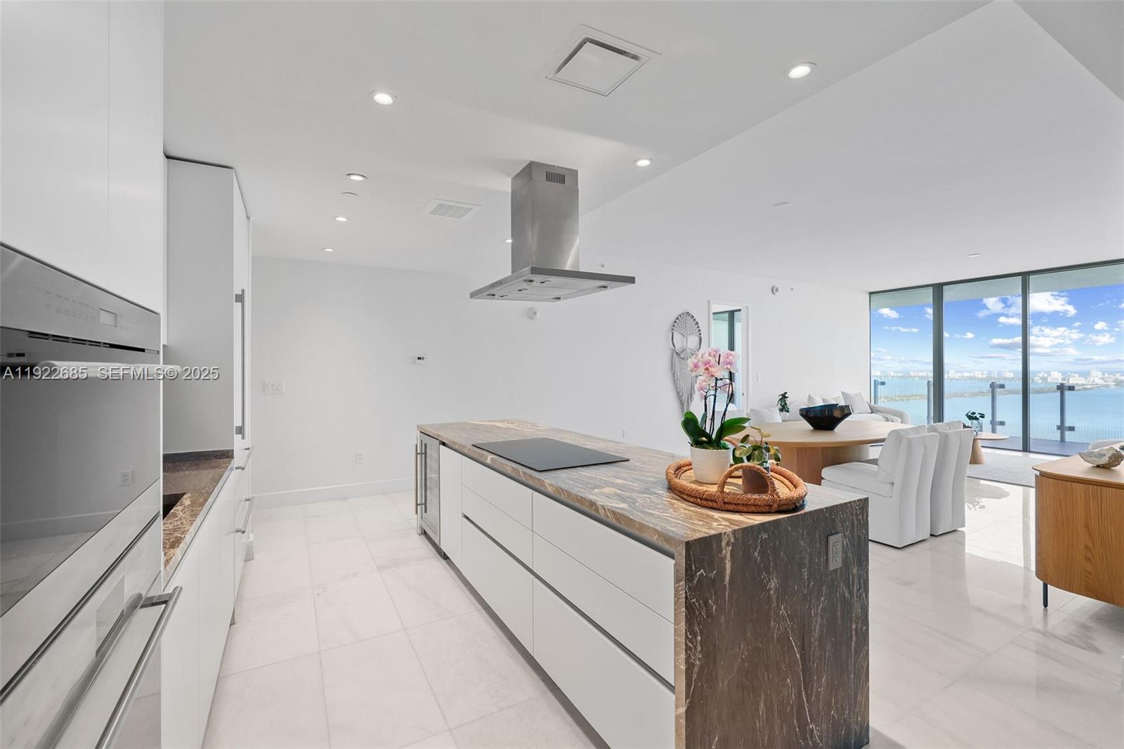 700 NE 26 Terrace