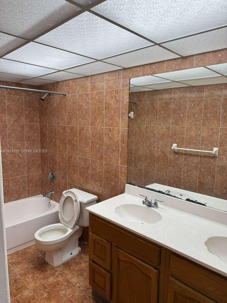 7000 NW 186th Street