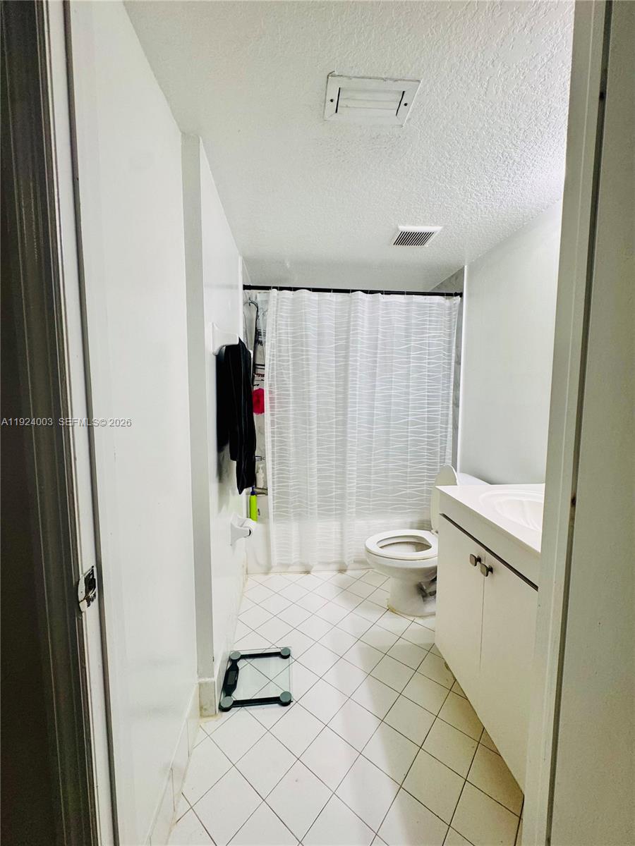 1260 SE 31st Court