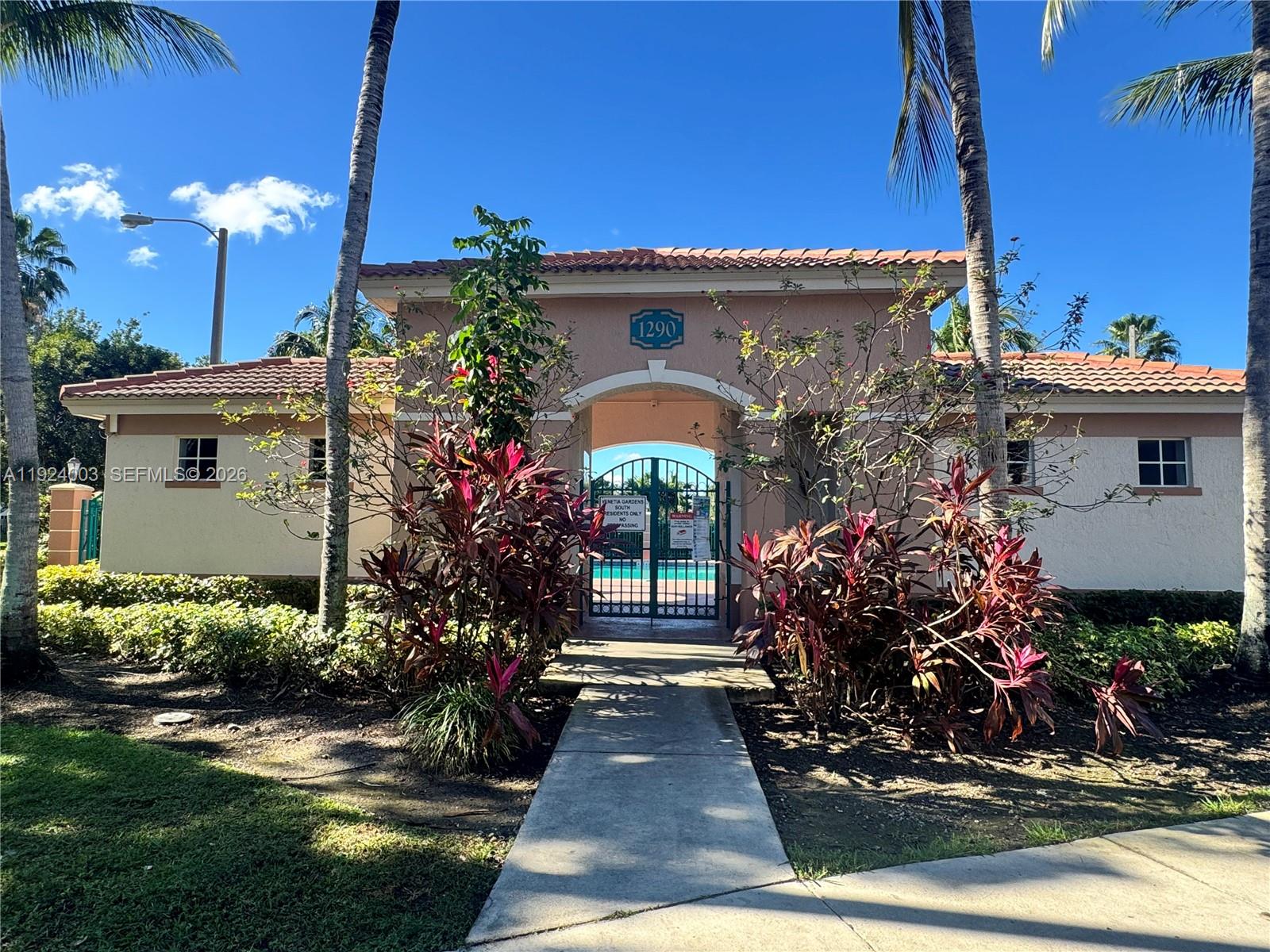 1260 SE 31st Court