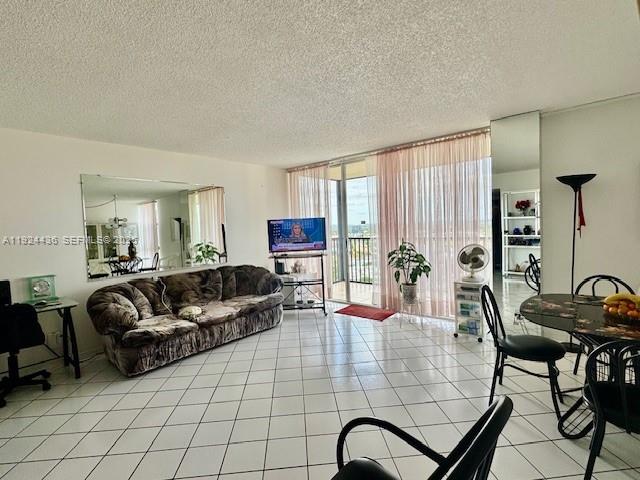 20335 W Country Club Drive