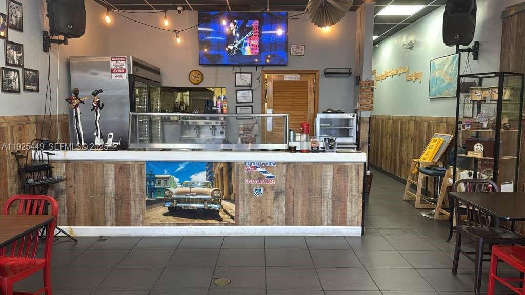 22069 S Dixie Highway