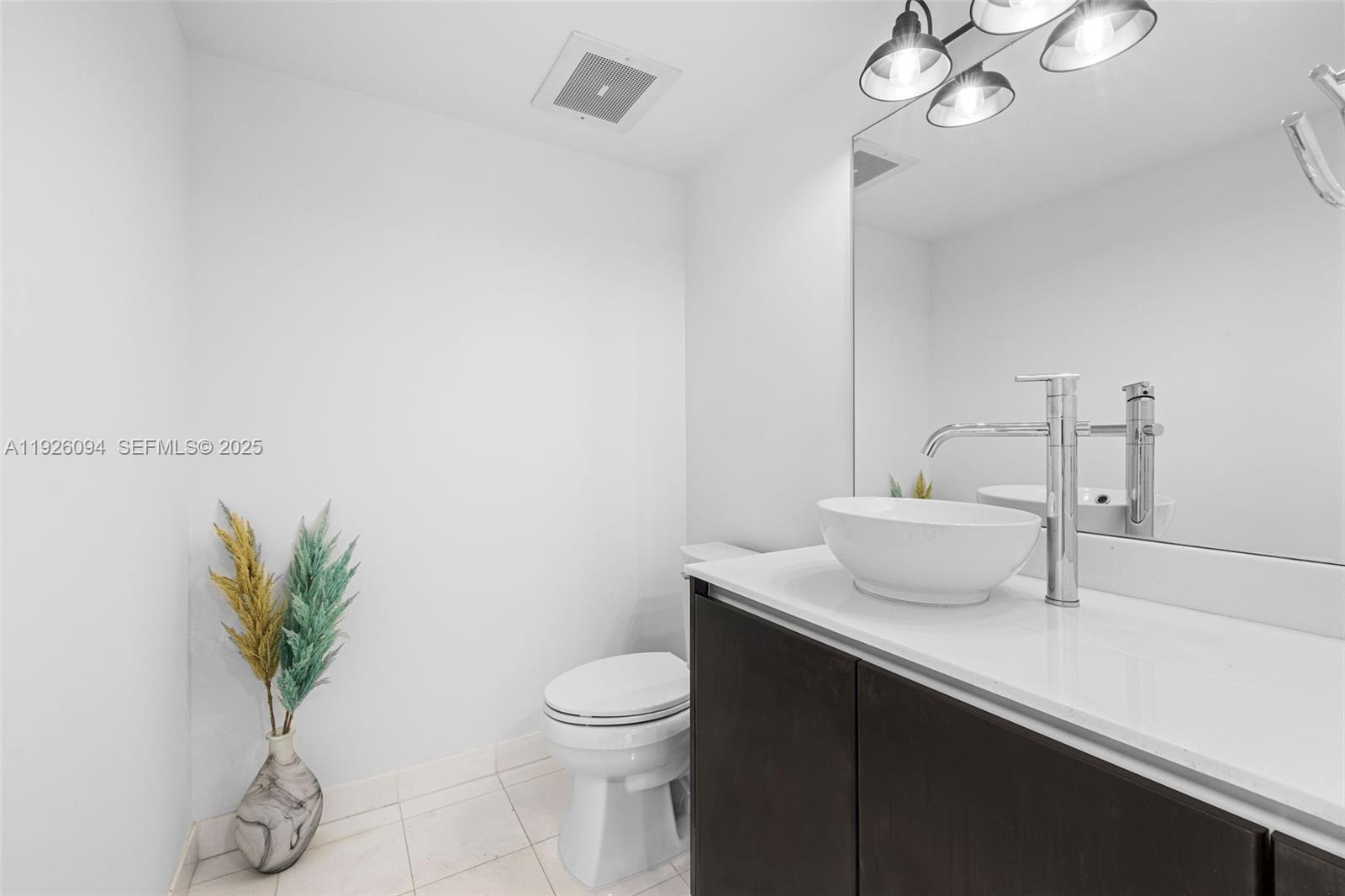 665 NE 25th Street