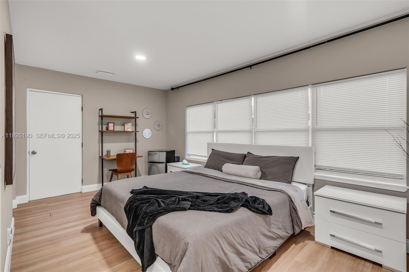 1100 NW 7th Avenue gallery image #15