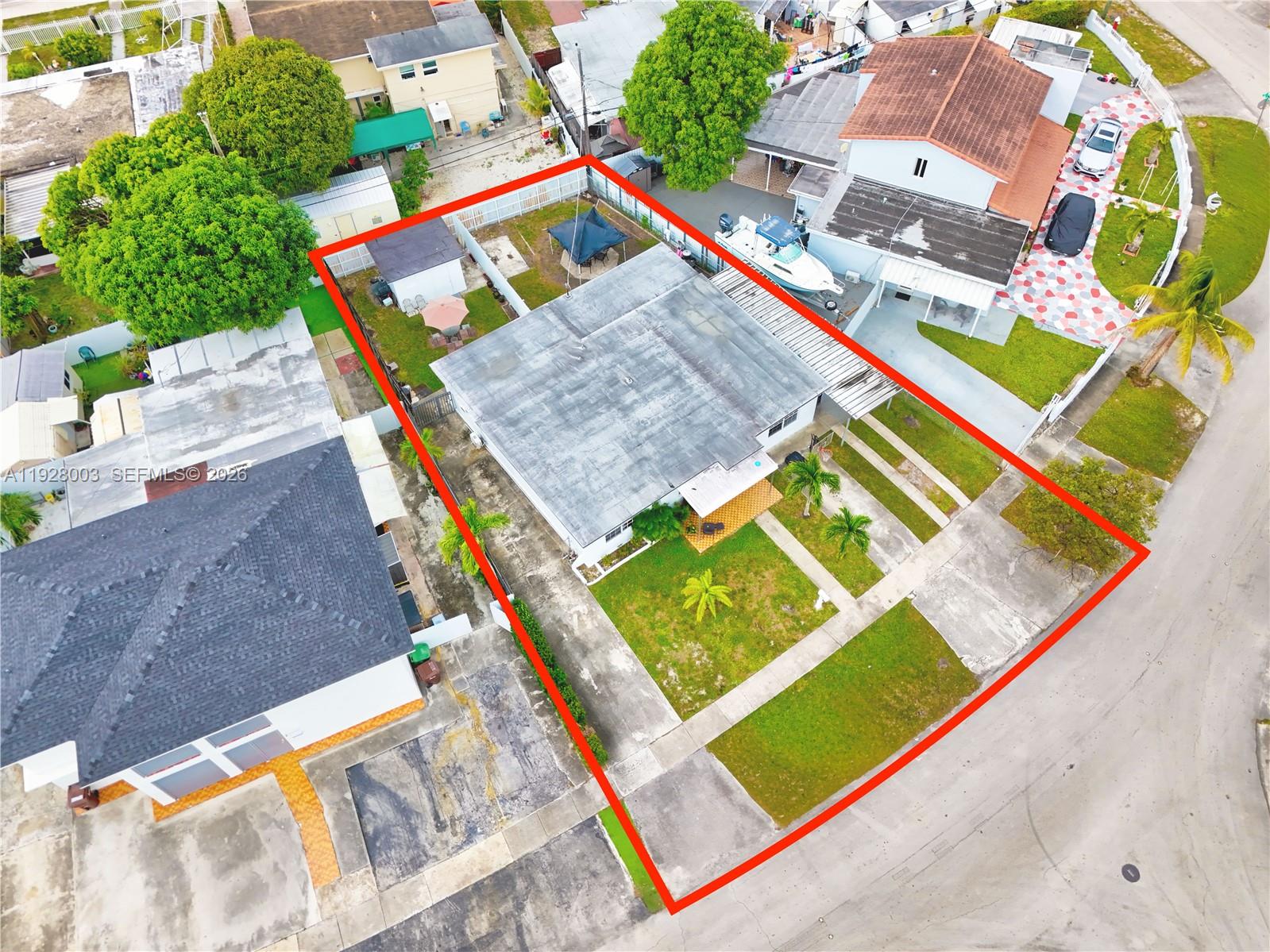 1540 E 8th Court