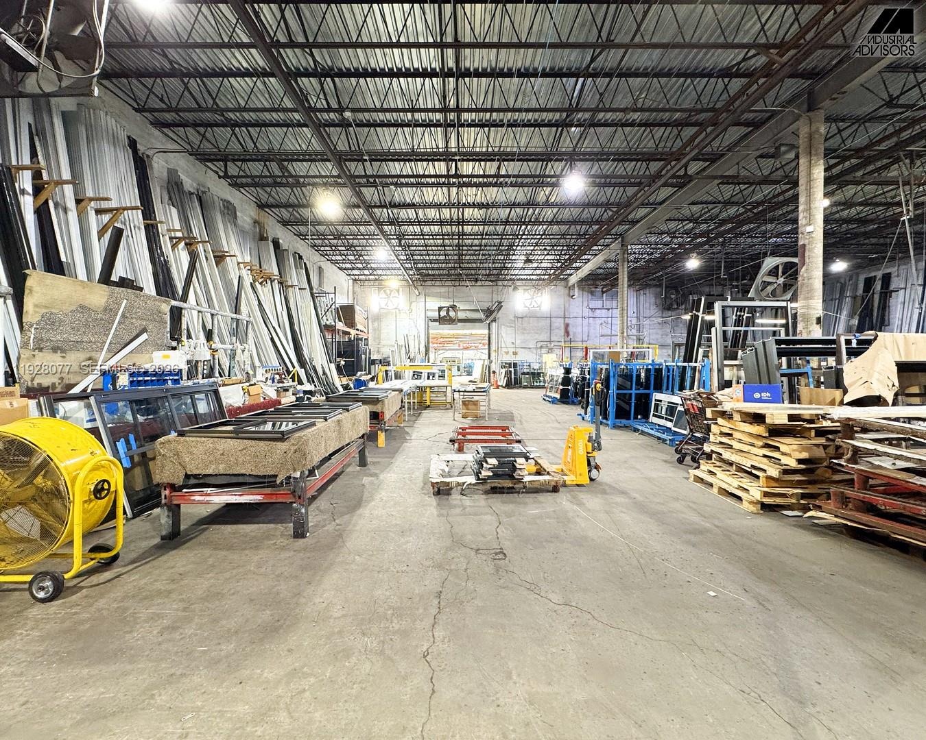 290 W 78th Road