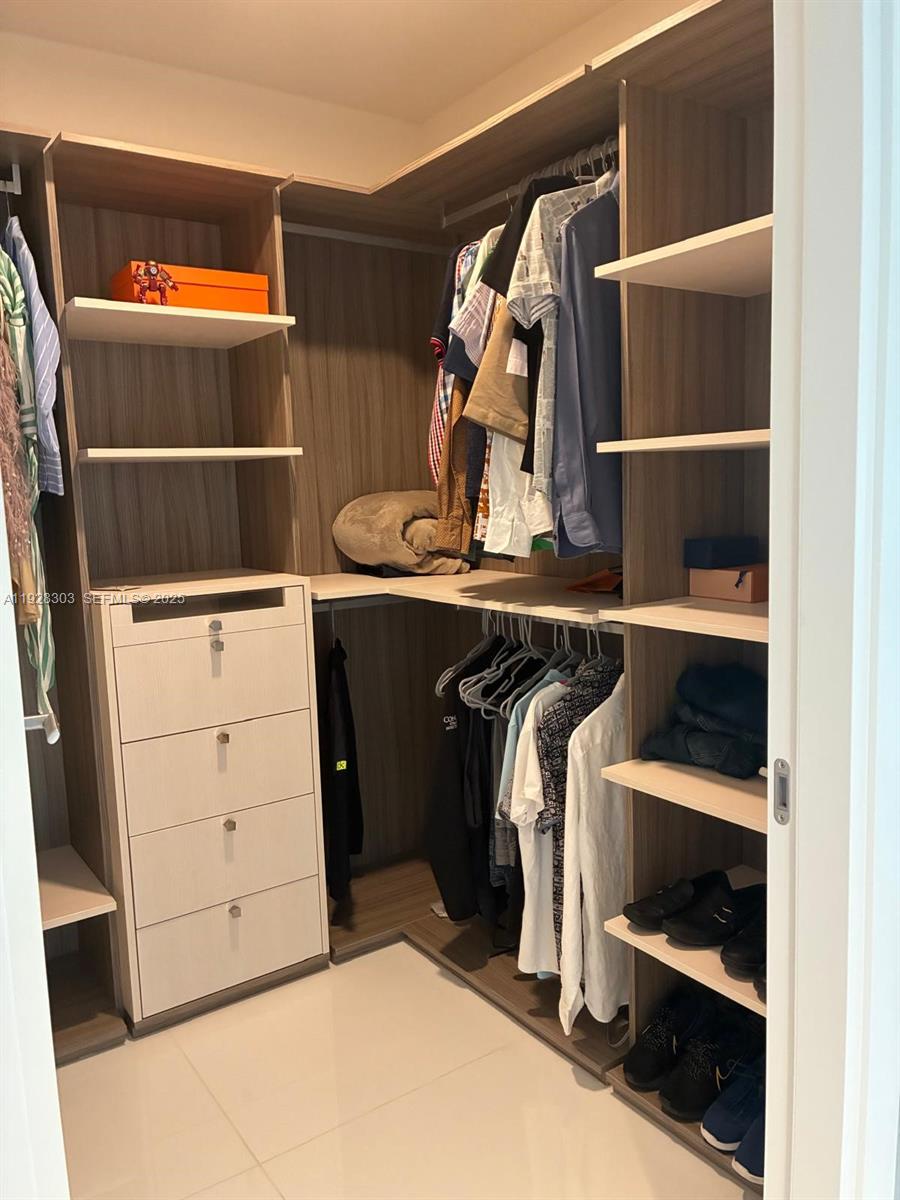 300 Sunny Isles Boulevard