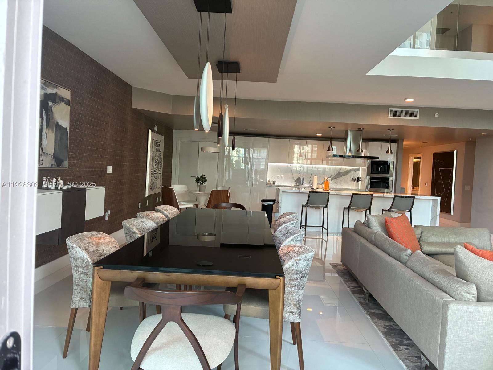 300 Sunny Isles Boulevard