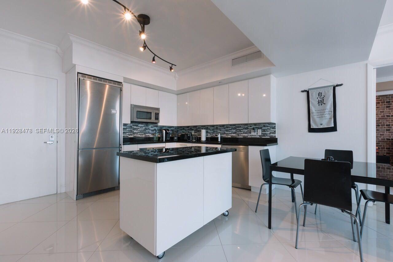 92 SW 3rd Street