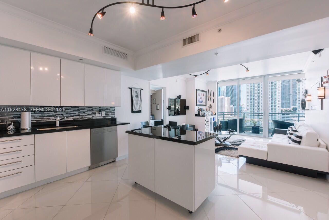 92 SW 3rd Street