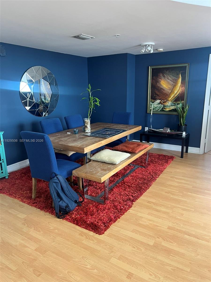 1 Glen Royal Parkway