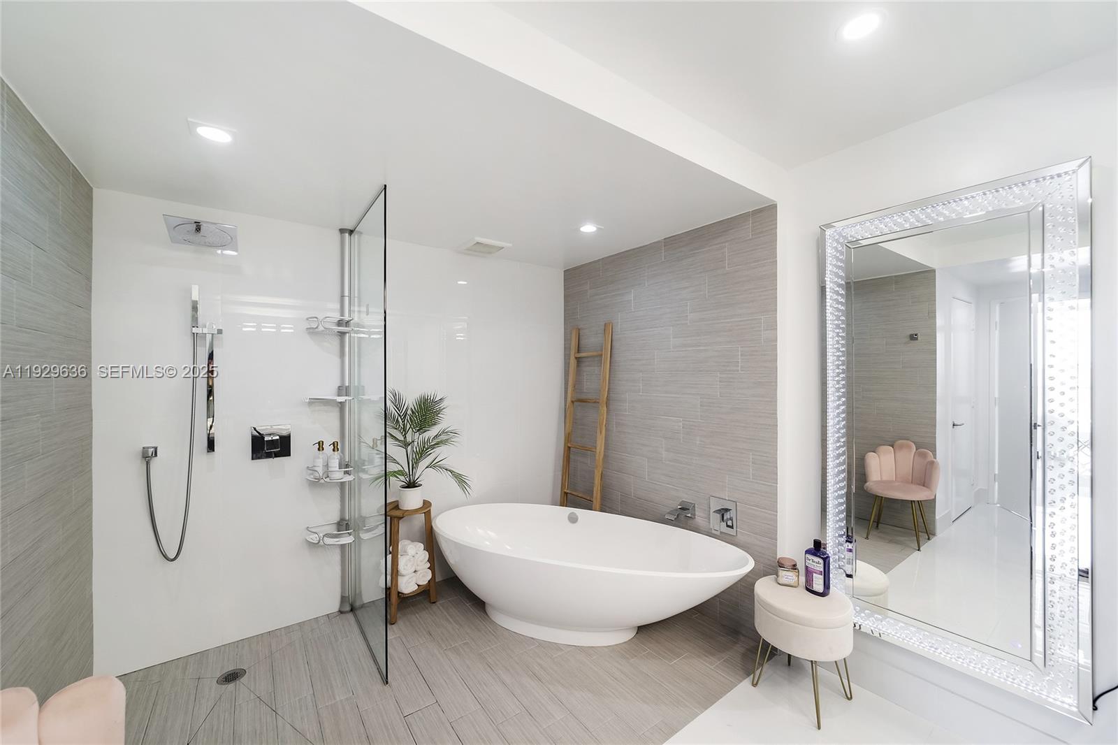 300 Sunny Isles Boulevard