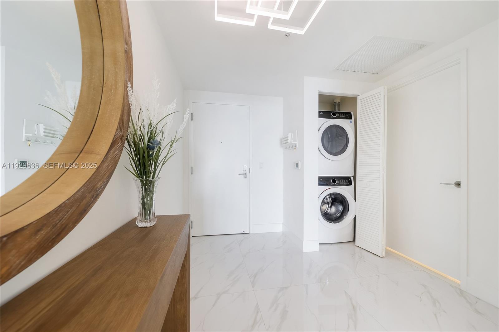 300 Sunny Isles Boulevard