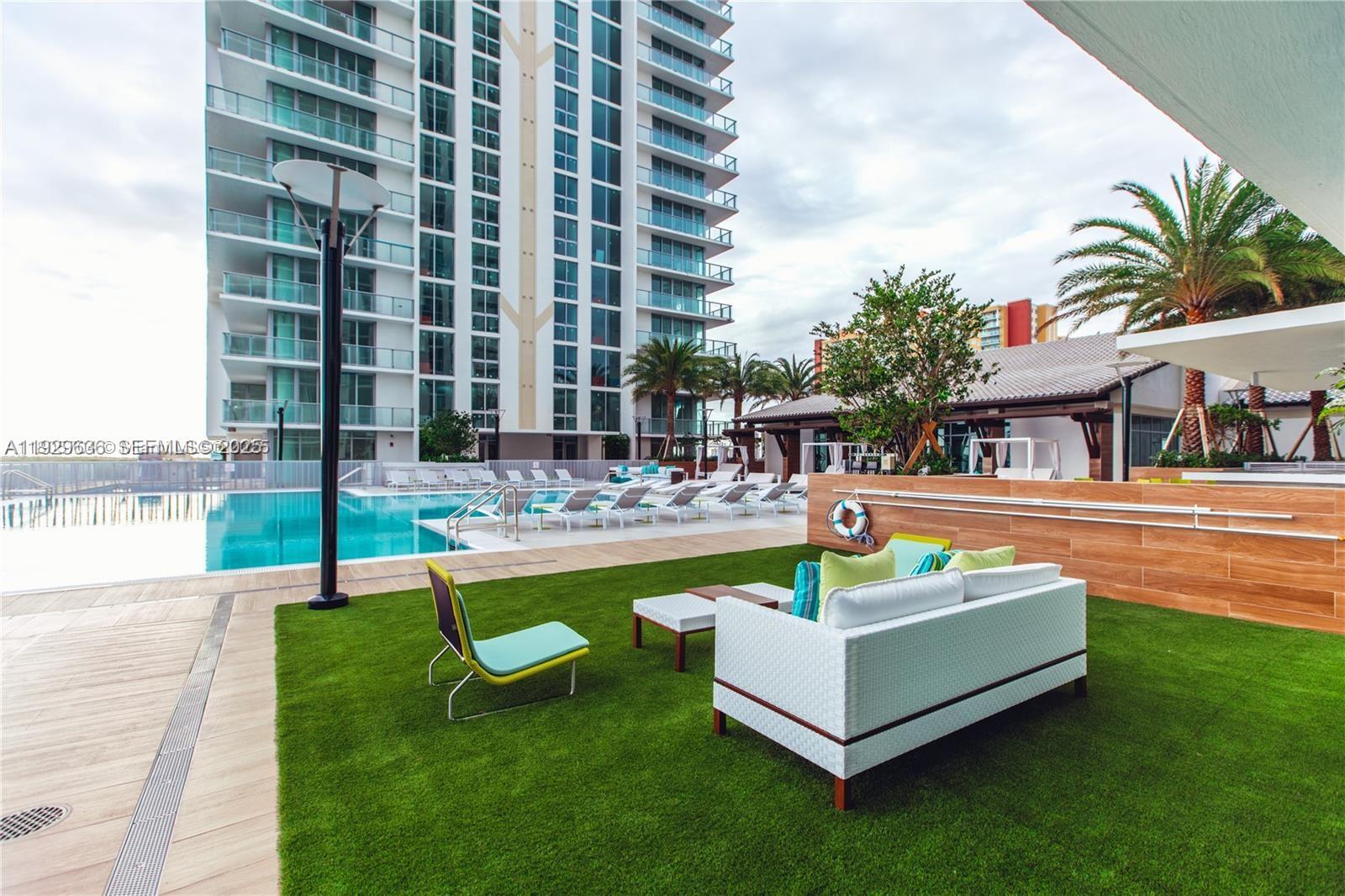 300 Sunny Isles Boulevard