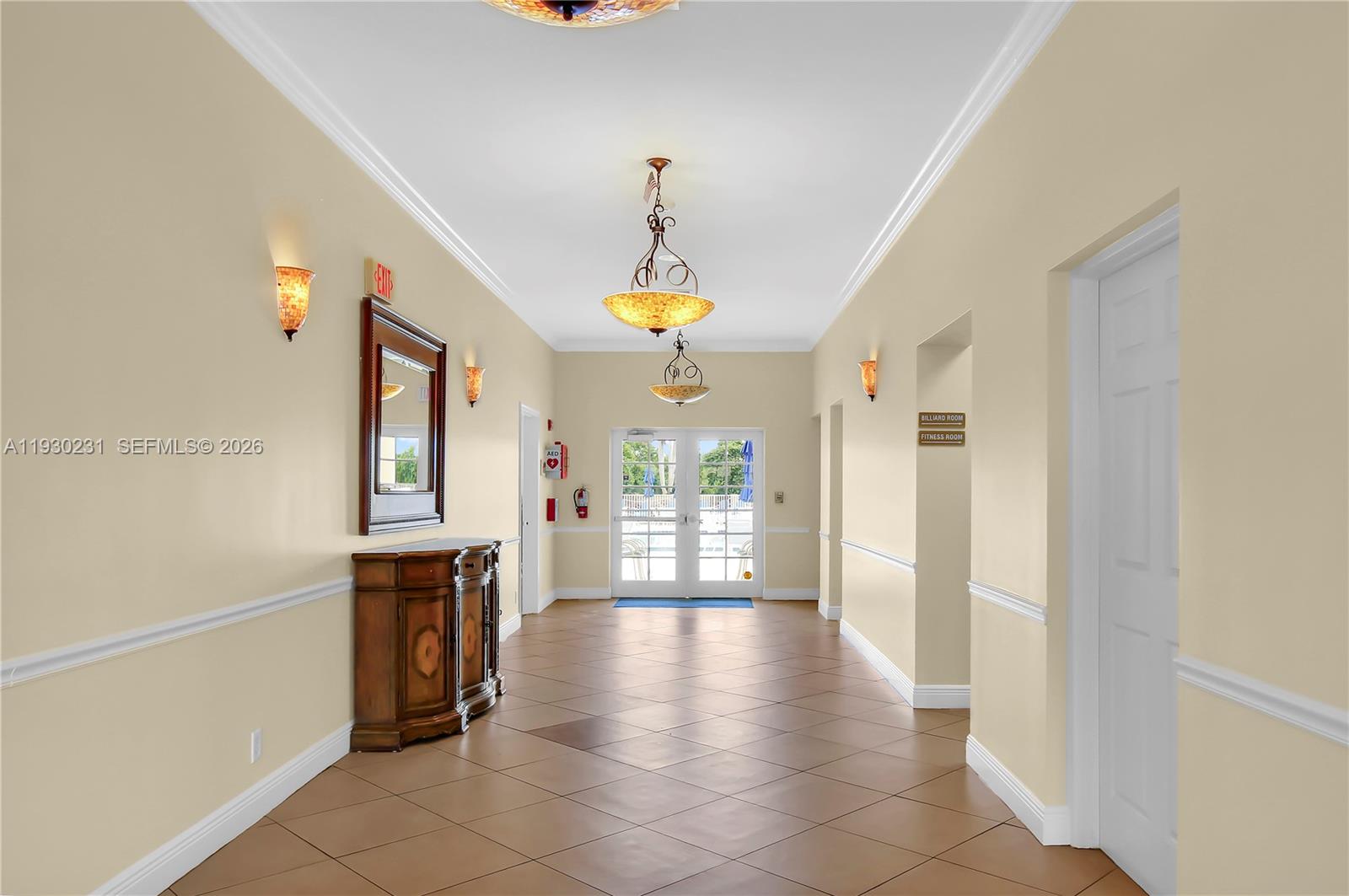 7 Colonial Club Drive