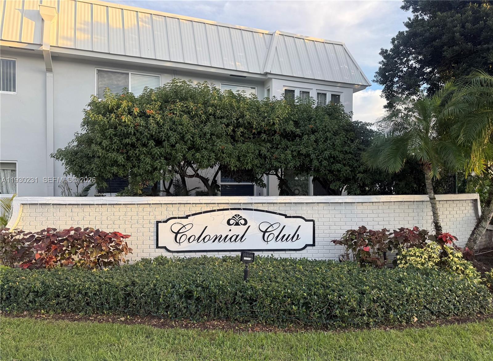 7 Colonial Club Drive