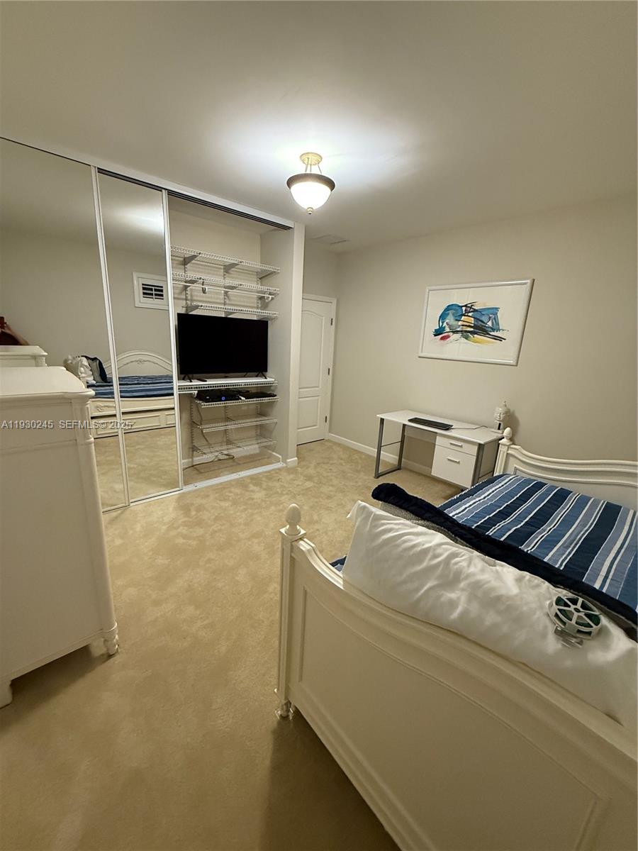 2607 Holy Cross Lane