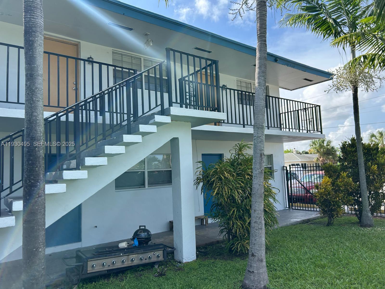 201 W Blue Heron Boulevard