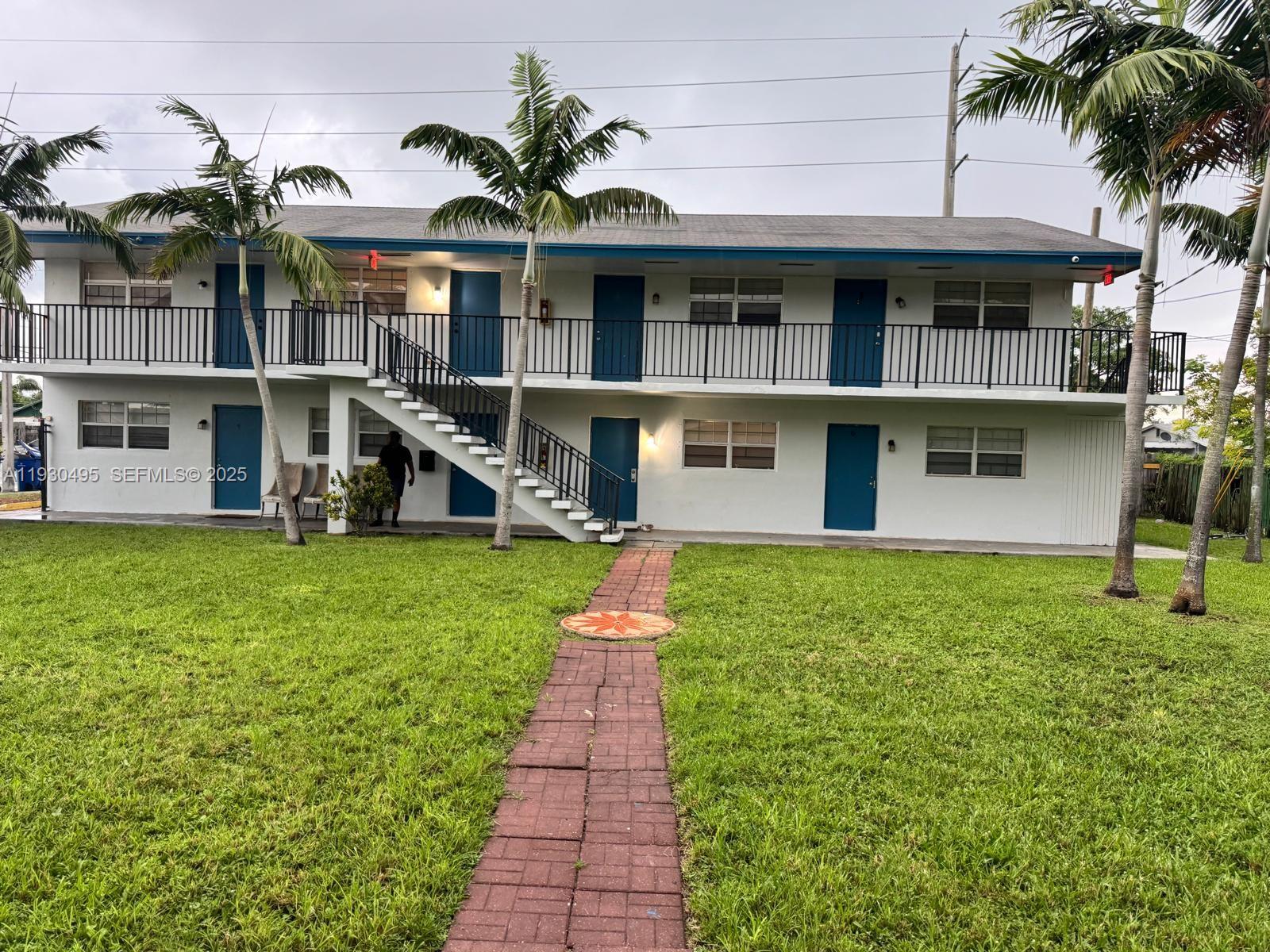 201 W Blue Heron Boulevard