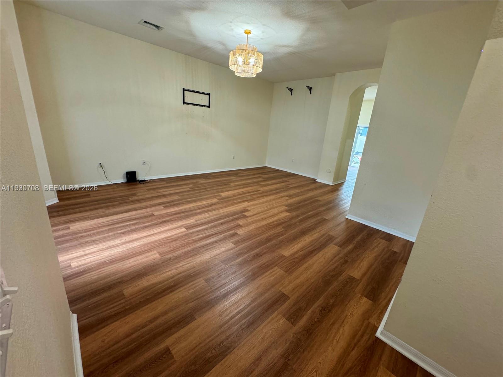 2452 SE 19th Court