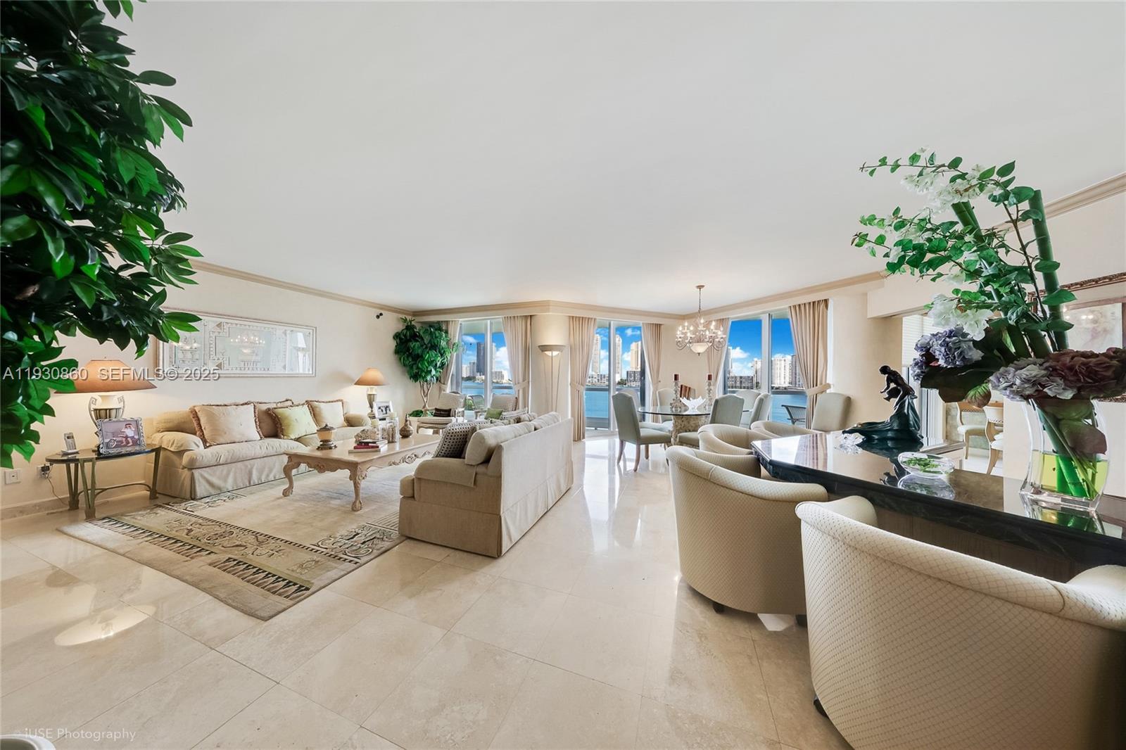 2600 Island Boulevard