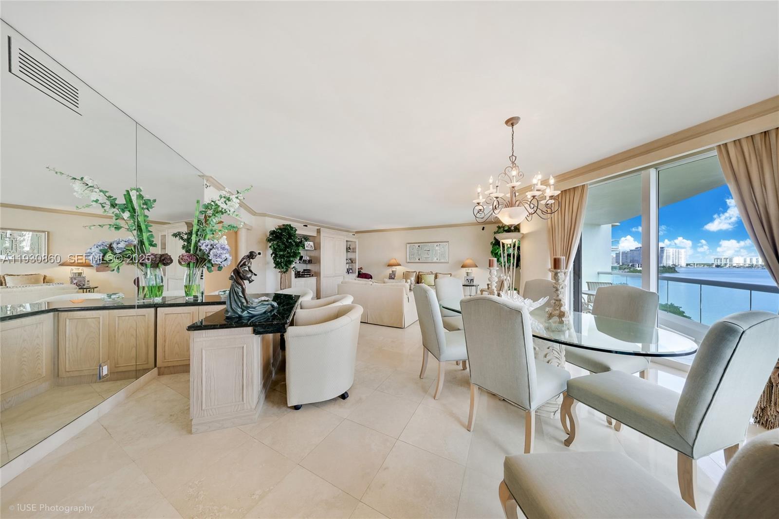 2600 Island Boulevard