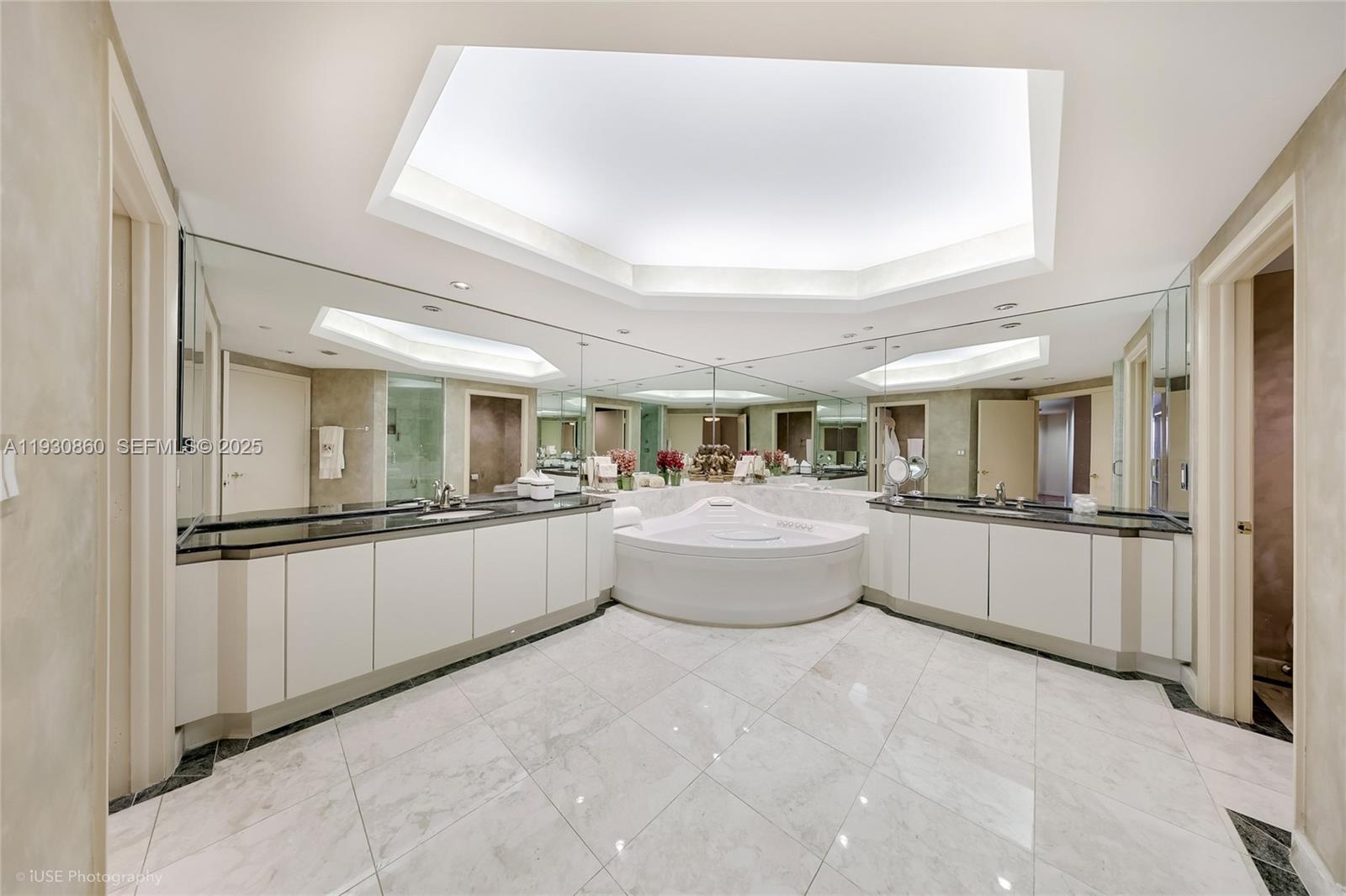 2600 Island Boulevard