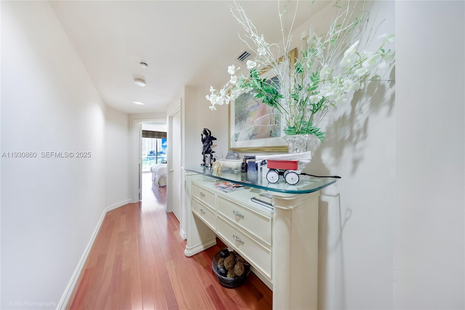 2600 Island Boulevard
