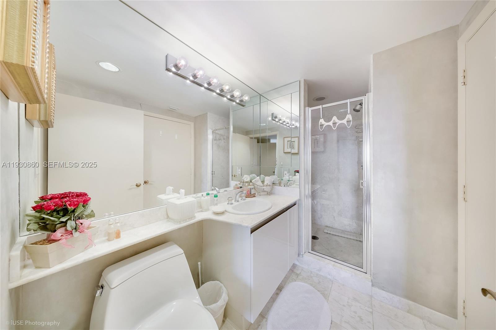 2600 Island Boulevard