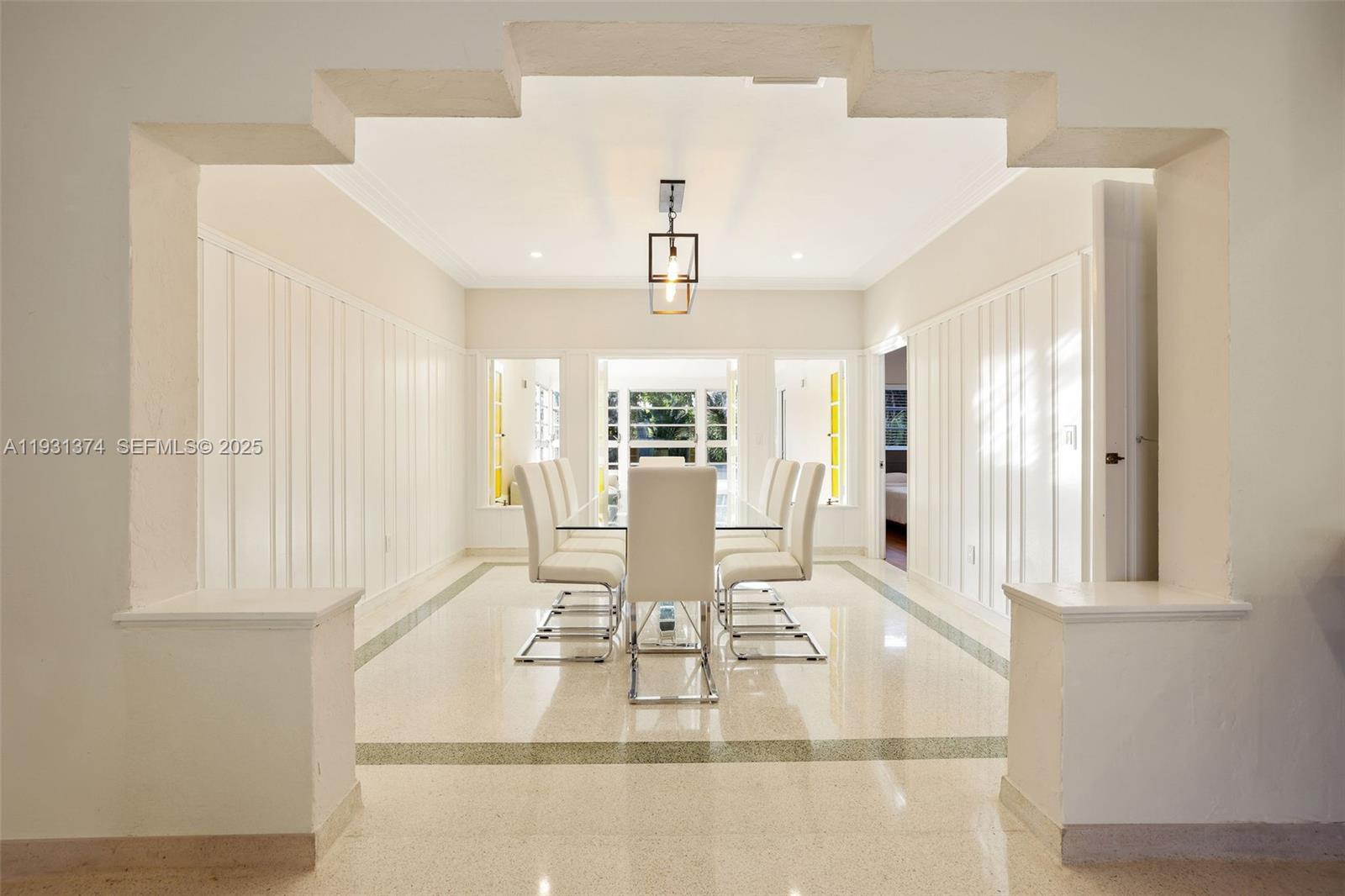 3760 Royal Palm Avenue gallery image #11